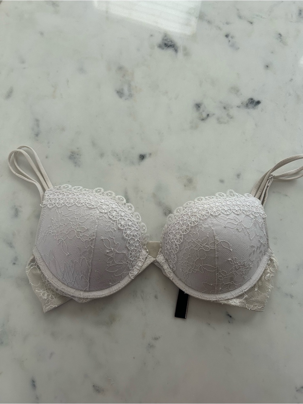 Victoria Secret Lace Push-Up Bra in Light Cream